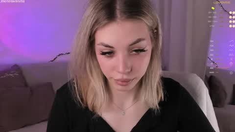 leilalafleur_ online show from April 13, 4:51 am