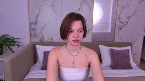 LeilaLawson online show from January 11, 11:12 am