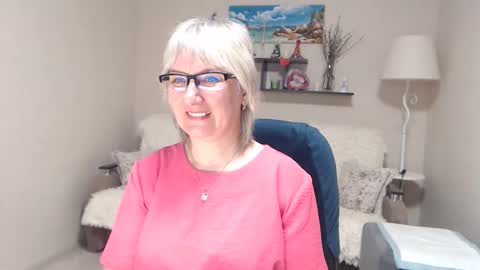 Leila Kinky online show from April 17, 10:51 am