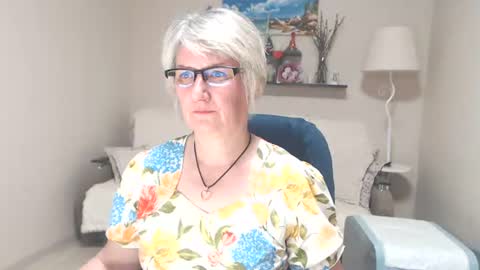 Leila Kinky online show from June 20, 3:59 pm