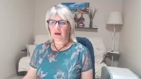 Leila Kinky online show from July 14, 10:21 am