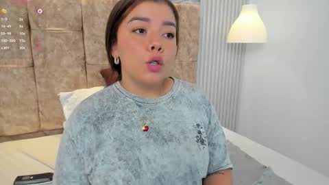 leilapons online show from November 8, 5:56 pm