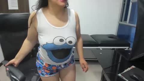 Leila online show from March 15, 11:27 am