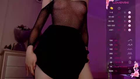 Leila online show from November 13, 12:53 am