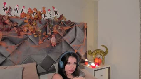 Leizathompson online show from October 20, 7:58 pm