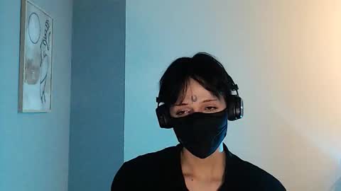 lekkj online show from February 18, 9:38 am