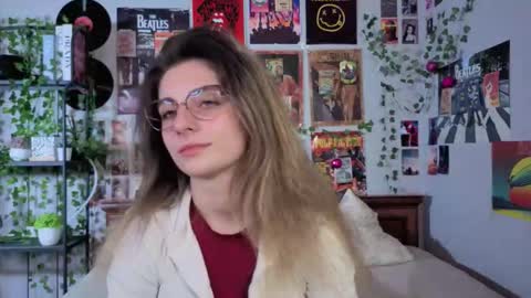 Alexandria online show from October 16, 6:42 pm