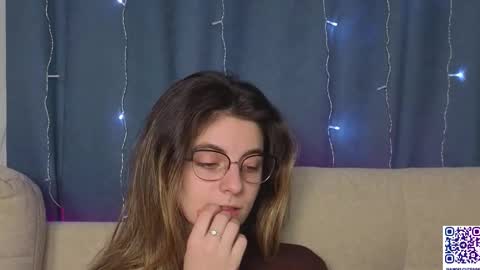 Alexandria online show from November 29, 8:56 pm