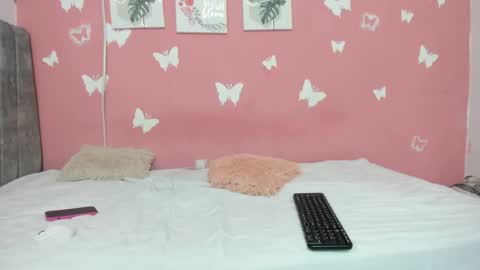 lelany_evans online show from February 4, 3:12 am