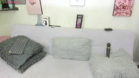 Snapshot of lele_699 chatting on June 5, 3:24 am lele_699 online show from June 5, 3:24 am