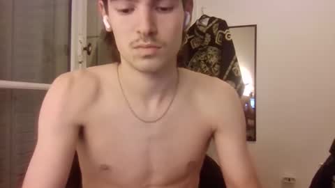 Snapshot of lelele44 chatting on November 26, 6:20 pm lelele44 online show from November 26, 6:20 pm