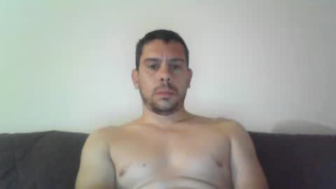 Snapshot of lelem1092 chatting on October 16, 7:53 am lelem1092 online show from October 16, 7:53 am
