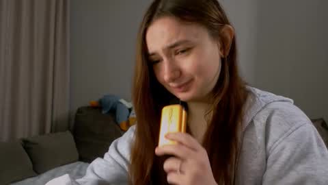 Lelia online show from February 27, 3:01 pm