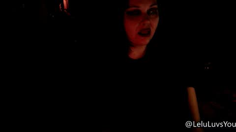 Snapshot of leluluvsyou chatting on January 18, 7:23 am Lelu Fallas online show from January 18, 7:23 am