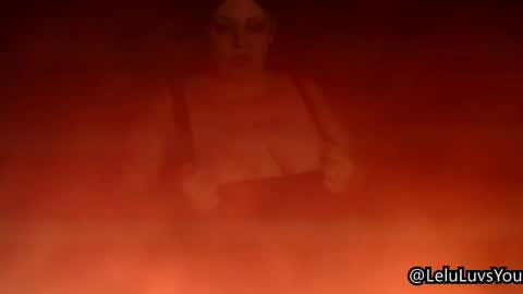 Snapshot of leluluvsyou chatting on April 9, 8:09 am Lelu Fallas online show from April 9, 8:09 am