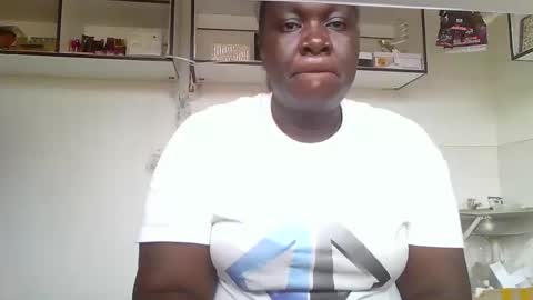 Snapshot of lemon_girl90 chatting on November 8, 10:04 am lemon_girl90 online show from November 8, 10:04 am