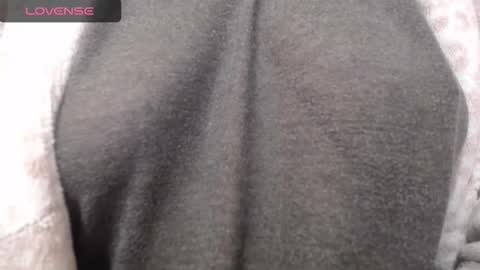 Snapshot of lenagolden chatting on November 25, 1:11 pm lenagolden online show from November 25, 1:11 pm