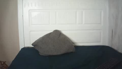 Snapshot of lenah6 chatting on January 15, 5:49 pm lenah6 online show from January 15, 5:49 pm