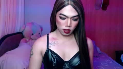 lena online show from December 1, 10:15 pm