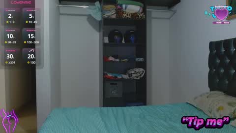 Snapshot of lennoxgreer chatting on December 11, 2:19 am lennoxgreer online show from December 11, 2:19 am