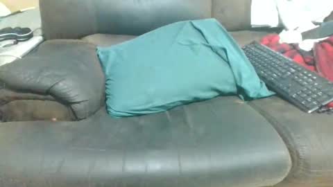 Snapshot of leo0m3d1n4 chatting on October 19, 12:33 am Leonel Rodrigo rod online show from October 19, 12:33 am