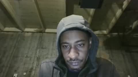 Snapshot of leo199984 chatting on January 9, 3:09 am leo199984 online show from January 9, 3:09 am