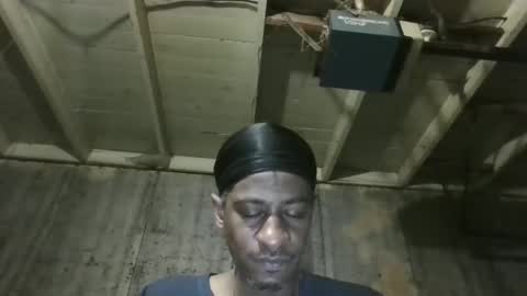 Snapshot of leo199984 chatting on February 1, 7:18 am leo199984 online show from February 1, 7:18 am