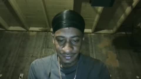 Snapshot of leo199984 chatting on February 15, 6:32 am leo199984 online show from February 15, 6:32 am