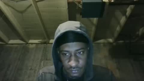 Snapshot of leo199984 chatting on February 23, 2:53 am leo199984 online show from February 23, 2:53 am