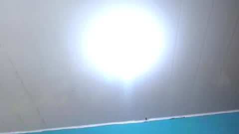 leo and kali online show from April 7, 9:04 pm