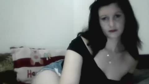Leo and Claire online show from April 22, 7:59 pm