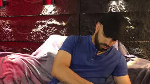 Leo  Diaz online show from October 29, 1:41 am