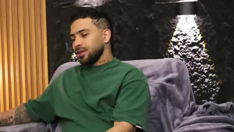 Leo  Diaz online show from February 6, 2:38 am