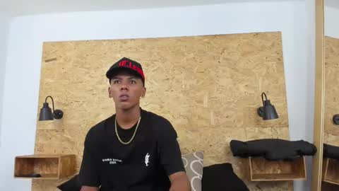 leo_jhonson online show from September 22, 1:24 pm