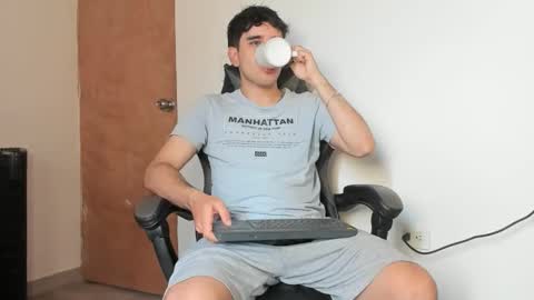 Leo Jones online show from January 12, 2:11 pm