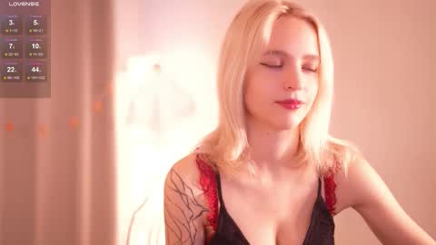  Ashly  online show from November 1, 9:44 am