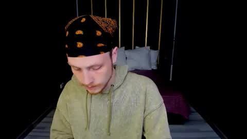 Leo online show from October 1, 4:02 pm