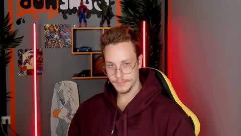 Leo online show from November 4, 4:06 pm