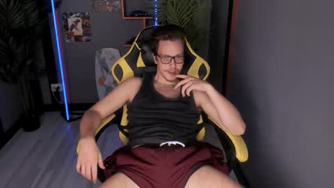 Leo online show from November 30, 2:04 am