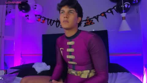 Leo online show from October 11, 4:33 am