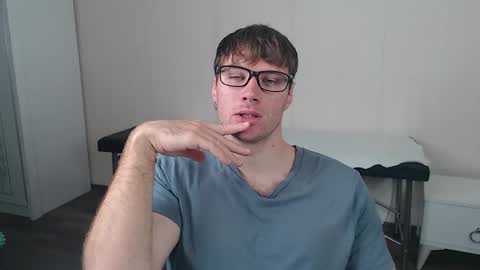 leoackerman online show from October 20, 12:38 pm