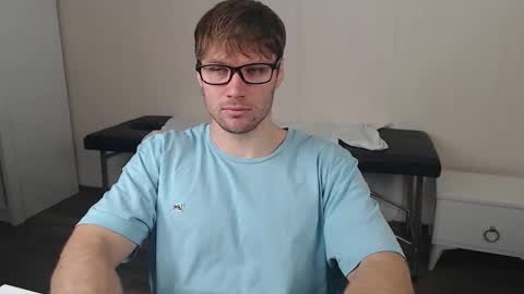 leoackerman online show from October 25, 7:27 am