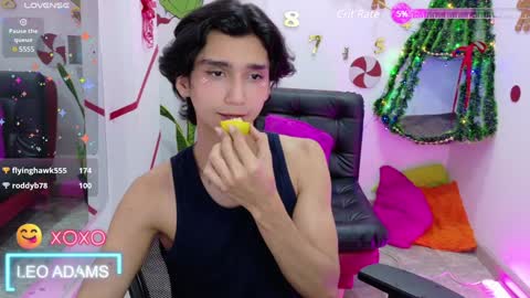 Leo online show from December 14, 7:36 pm