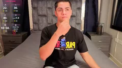 Snapshot of leomonnroe chatting on July 6, 7:05 pm leomonnroe online show from July 6, 7:05 pm