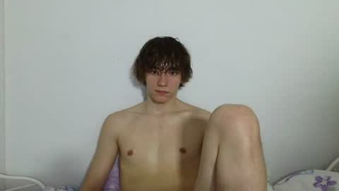 Leon online show from July 3, 10:27 pm