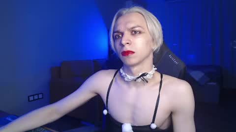 Leon online show from July 26, 9:21 pm