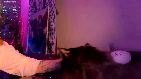 leona online show from November 29, 5:38 pm