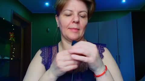 Leona tracie online show from May 18, 11:43 pm