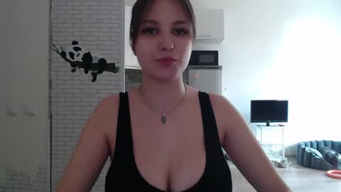 Leonaalove online show from April 4, 1:08 pm