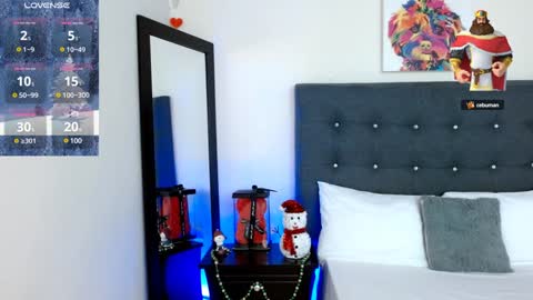 LUCY online show from December 27, 11:42 pm